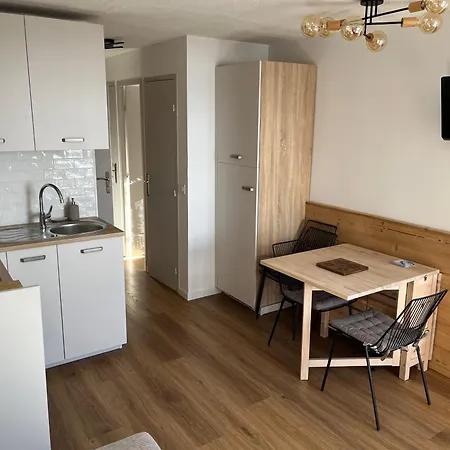 4 Person - 2 Bedrooms Apartment